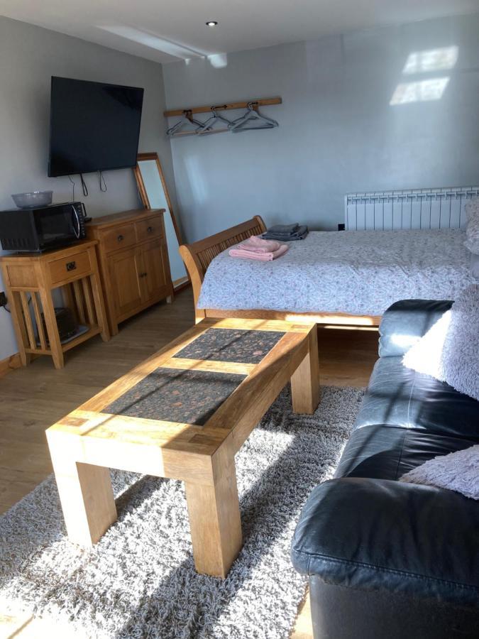 Roblins Nest Apartman Ammanford Kültér fotó