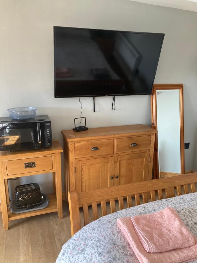 Roblins Nest Apartman Ammanford Kültér fotó